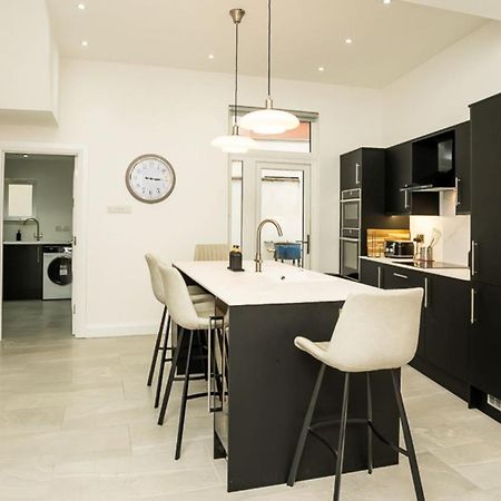 Luxury Central 4 Bdr House By Belfast City Breaks المظهر الخارجي الصورة